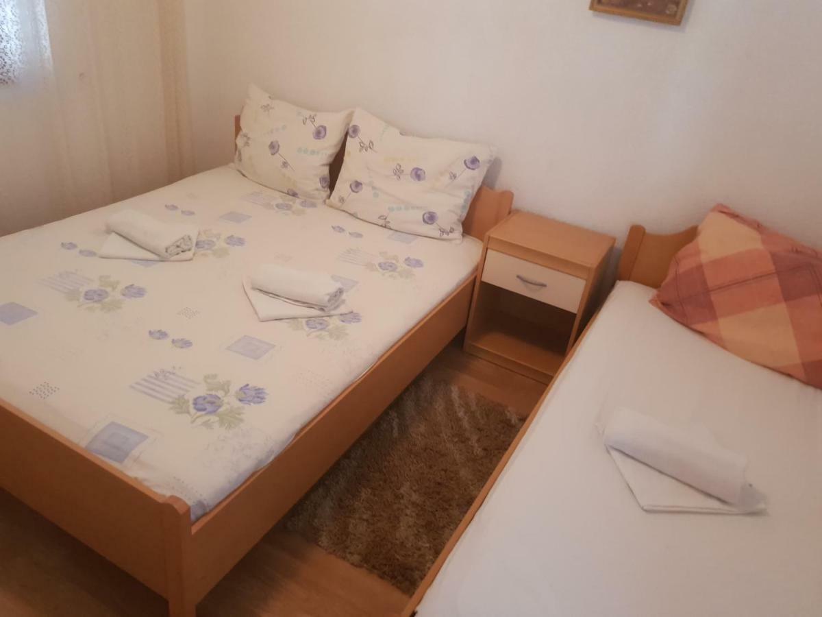 Guest House Alisa Hvar Town Zewnętrze zdjęcie