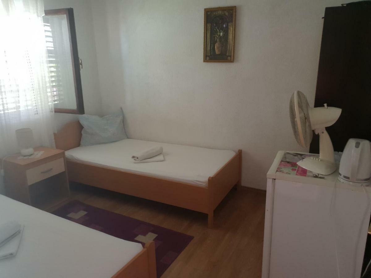 Guest House Alisa Hvar Town Zewnętrze zdjęcie
