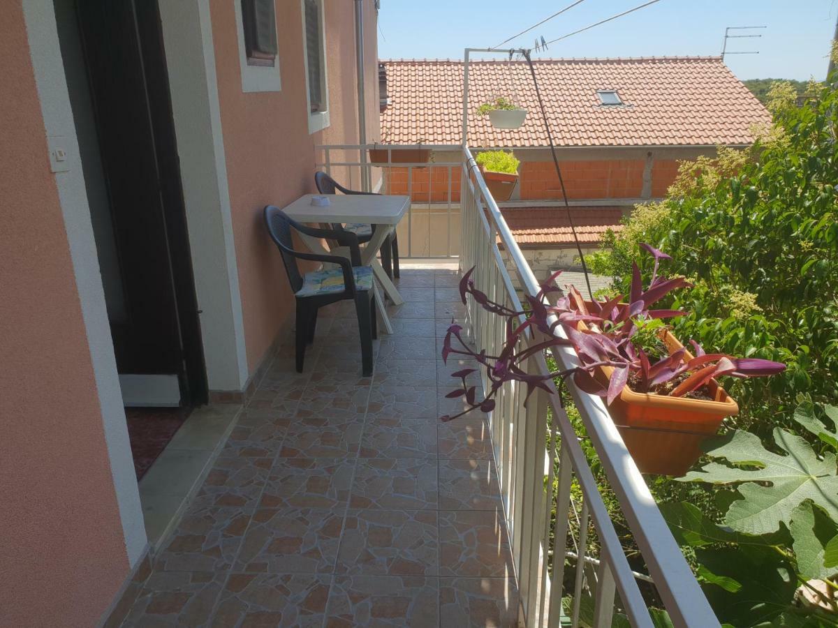 Guest House Alisa Hvar Town Zewnętrze zdjęcie