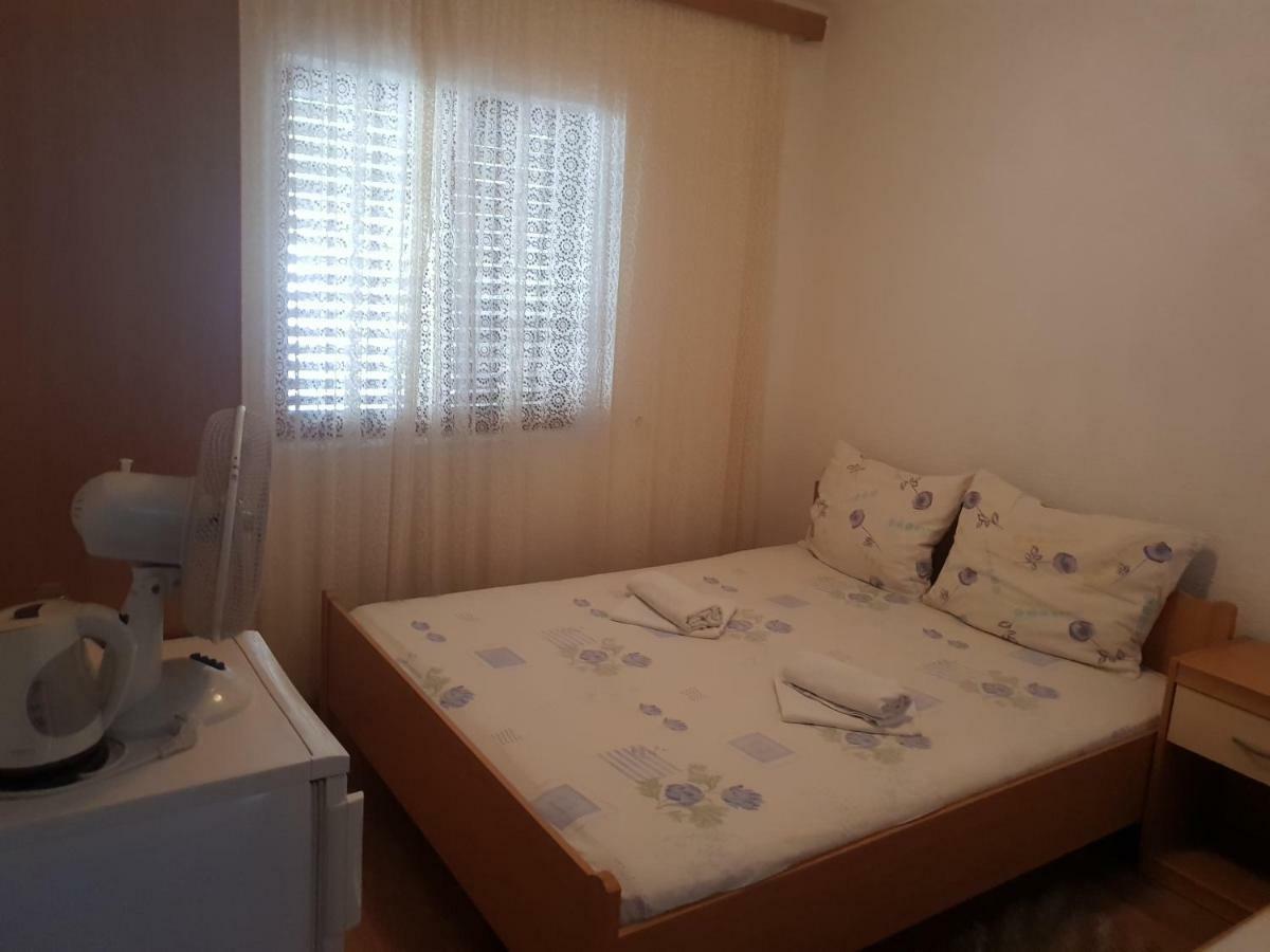 Guest House Alisa Hvar Town Zewnętrze zdjęcie