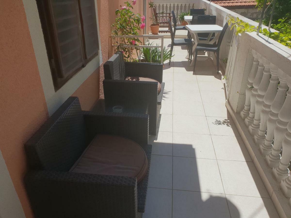 Guest House Alisa Hvar Town Zewnętrze zdjęcie